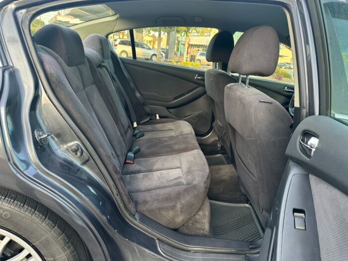 Nissan Altima 2.5 S 2008 - Image 7