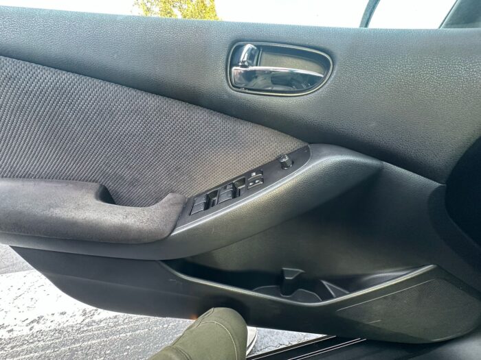 Nissan Altima 2.5 S 2008 - Image 9