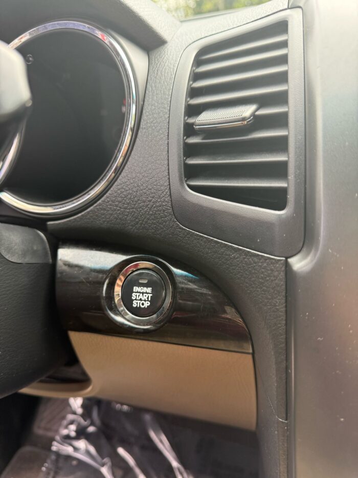 Kia Sorento EX 2011 - Image 13