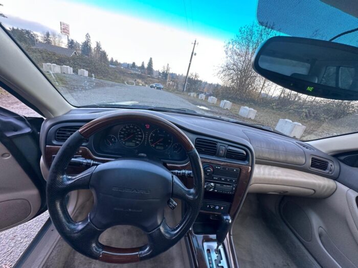 Subaru Outback H6-3.0 - 2003 - Image 3