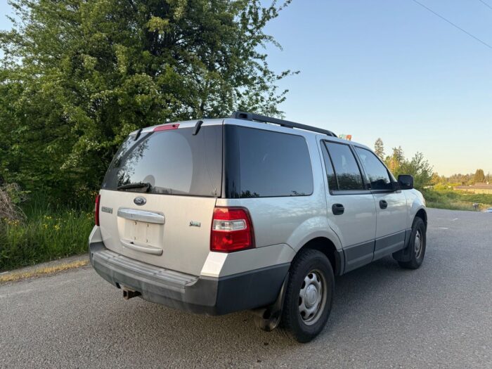 FORD EXPEDITION XLT 2010 - Image 4