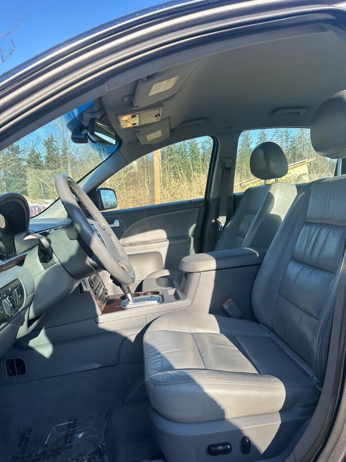 FORD FIVE HUNDRED SEL 2006 - Image 2