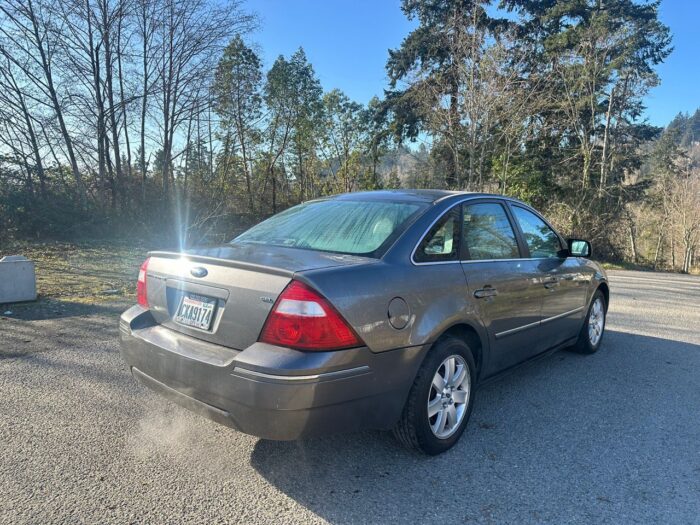 FORD FIVE HUNDRED SEL 2006 - Image 8