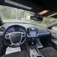 CHRYSLER 300 2011 - Image 4