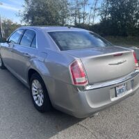 CHRYSLER 300 2011 - Image 7