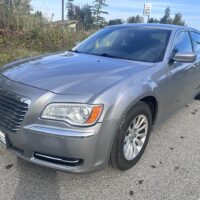 CHRYSLER 300 2011 - Image 9