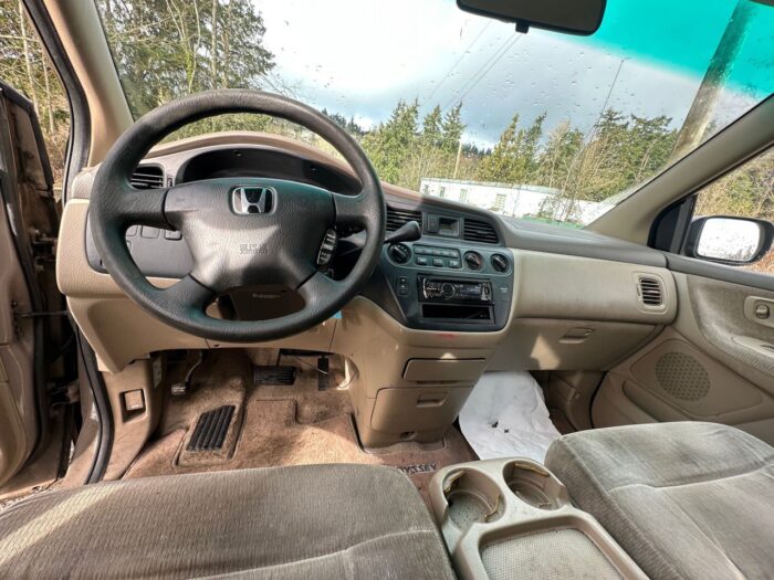 HONDA ODYSSEY LX 2003 - Image 10