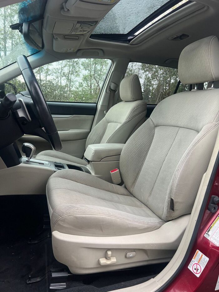 Subaru Outback 2.5i Premium 2011 - Image 13