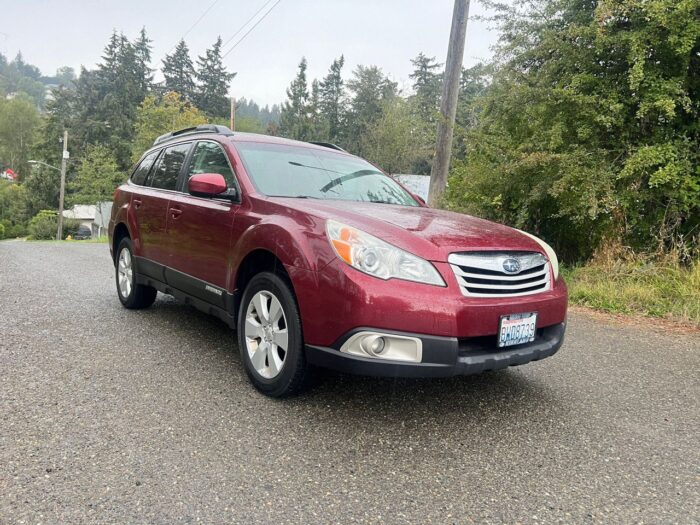 Subaru Outback 2.5i Premium 2011