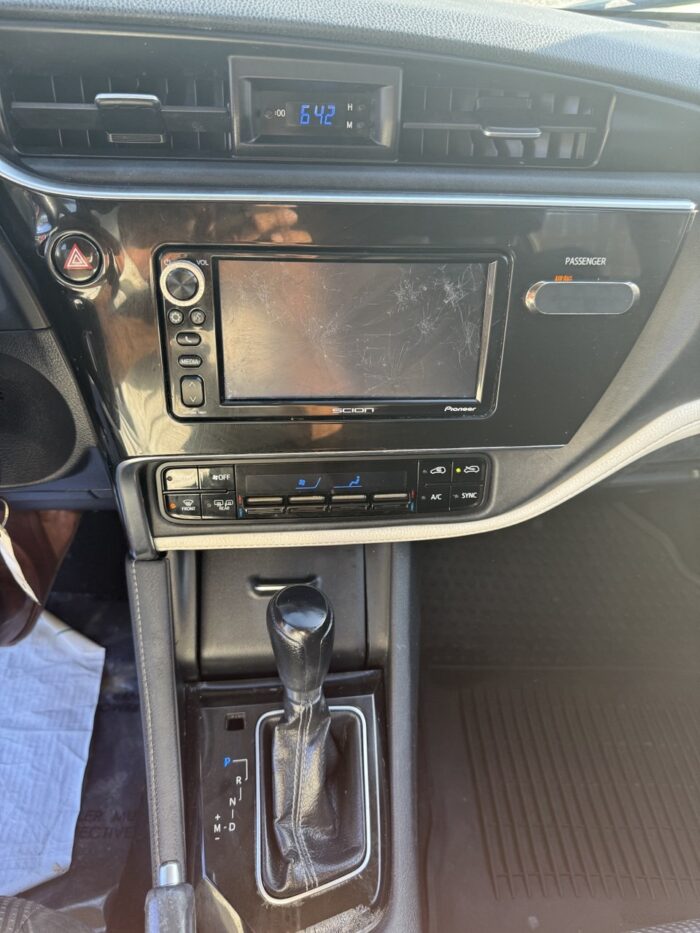 Scion iM 2016 - Image 3