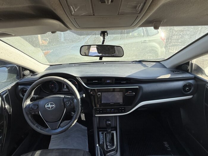 Scion iM 2016 - Image 2