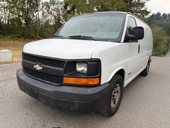 CHEVROLET EXPRESS 2500 - 2003