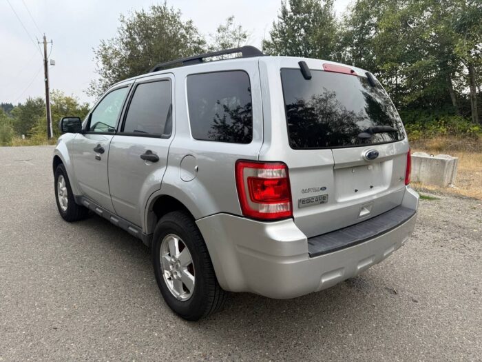 FORD ESCAPE XLT 2012 - Image 9
