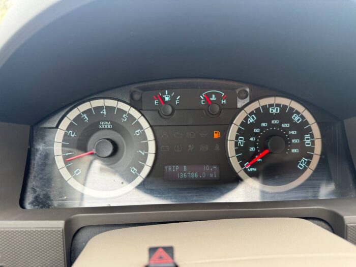 Ford Escape XLT 2012 - Image 8