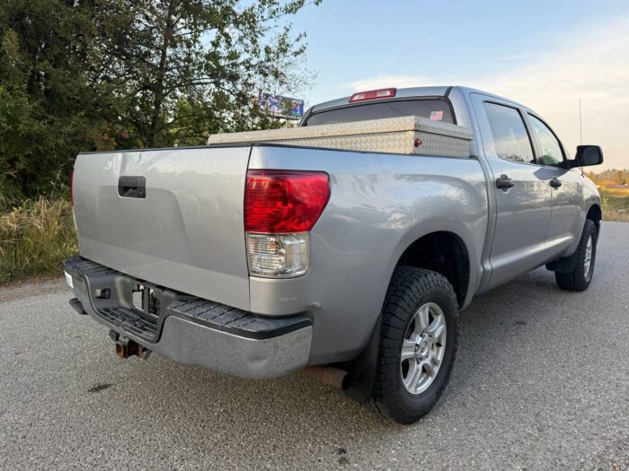 TOYOTA TUNDRA GRADE 2012 - Image 7