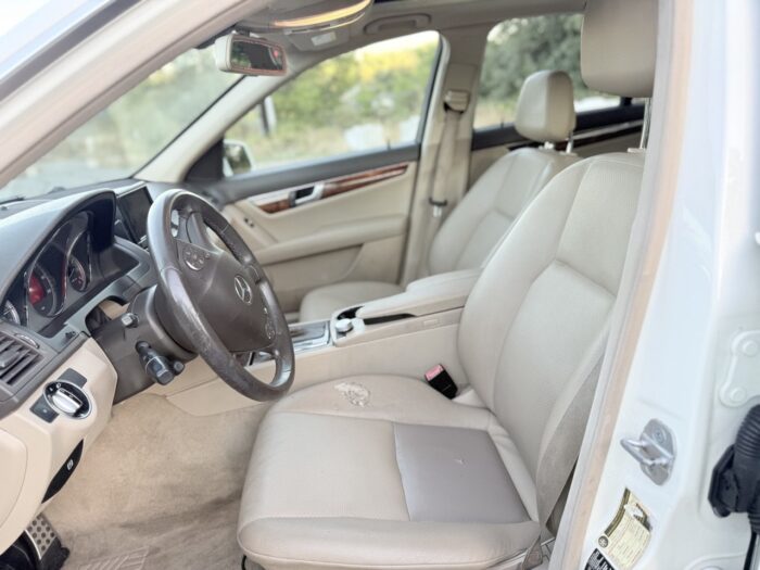 MERCEDES-BENZ C-CLASS C300 SPORT 2011 - Image 4
