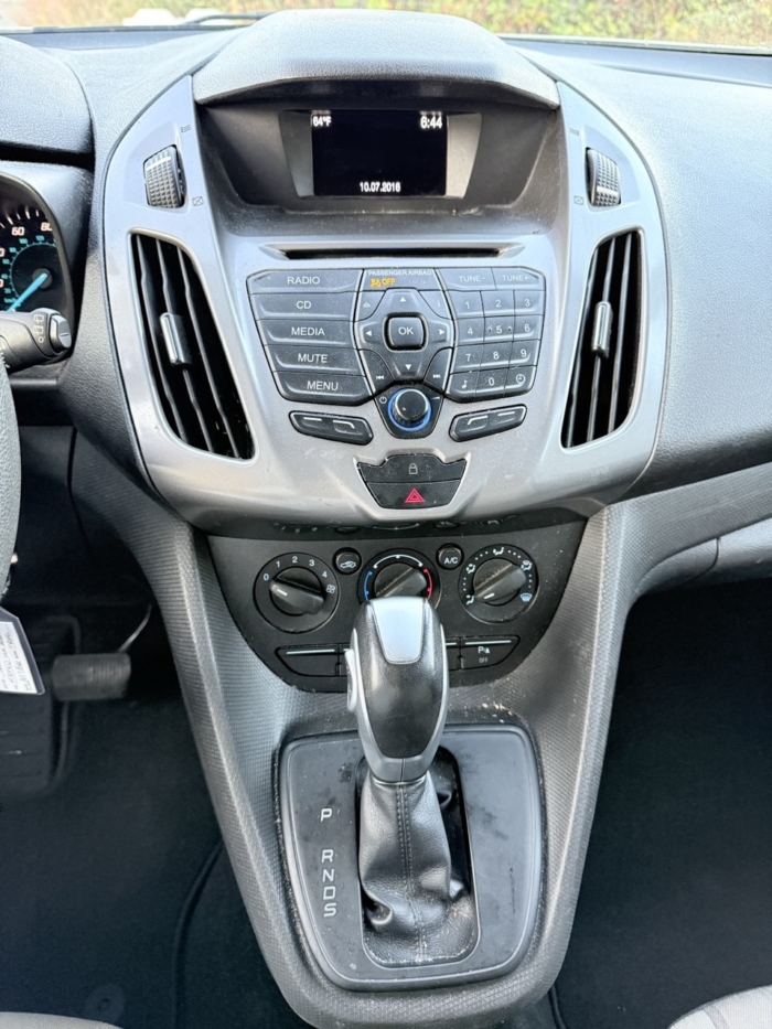 FORD TRANSIT CONNECT XLT 2017 - Image 3