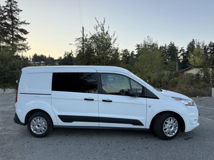FORD TRANSIT CONNECT XLT 2017 - Image 6