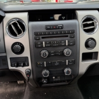 Ford F-150 XLT – 5.0L V8 2011 - Image 4