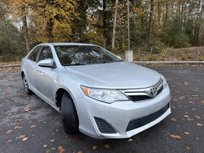 TOYOTA CAMRY LE 2014