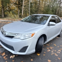 TOYOTA CAMRY LE 2014 - Image 2