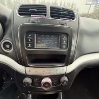 Dodge Journey SE Clean Title 3-Row 2019 - Image 10