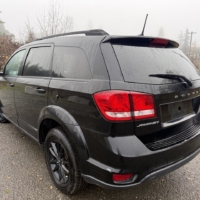 Dodge Journey SE Clean Title 3-Row 2019 - Image 2