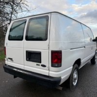 Ford E-Series E-150 Cargo Van 2011 - Image 3