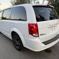 Dodge Grand Caravan SE Plus 2015 - Image 4
