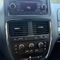 Dodge Grand Caravan SE Plus 2015 - Image 11