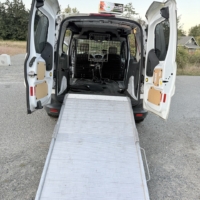 Ford Transit Connect XLT 2017 - Image 9