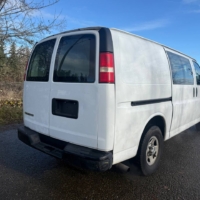 Chevrolet Express 1500 Cargo Van 2008 - Image 4