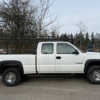 Chevrolet Silverado 2500HD Work Truck 4x4 2005 - Image 4
