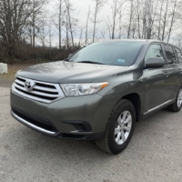 Toyota Highlander AWD 2011