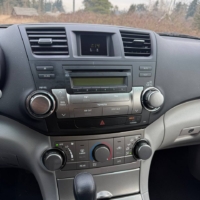 Toyota Highlander AWD 2011 - Image 10