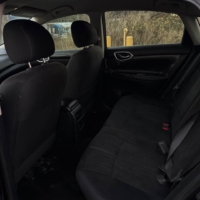 Nissan Sentra SV 2017 - Image 8