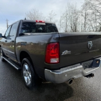 RAM 1500 SLT Crew Cab 4x4 2014 - Image 3