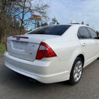 Ford Fusion SE 2011 - Image 4