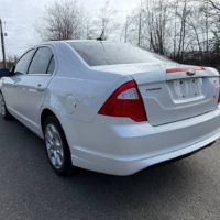 Ford Fusion SE 2011 - Image 3