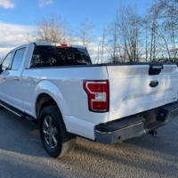 Ford F-150 XLT 4x4 Crew Cab 2018 - Image 11