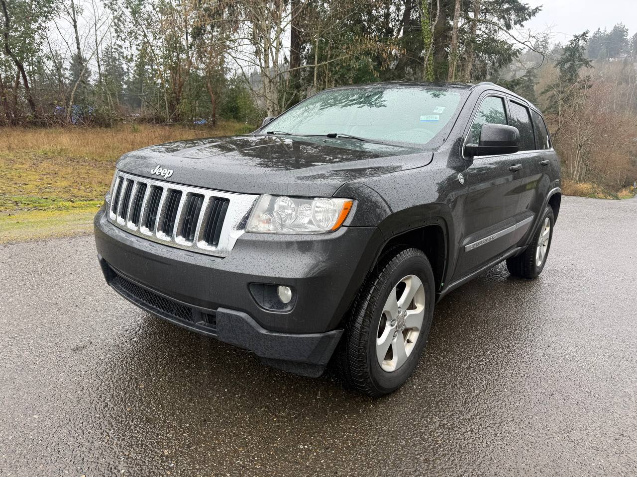 Jeep Grand Cherokee Laredo X 4x4 2011 JEEP