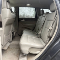 Jeep Grand Cherokee Laredo X 4x4 2011 - Image 9