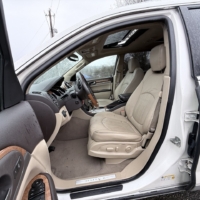 Buick Enclave CXL-2 AWD 2011 - Image 10