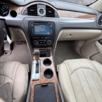 Buick Enclave CXL-2 AWD 2011 - Image 8